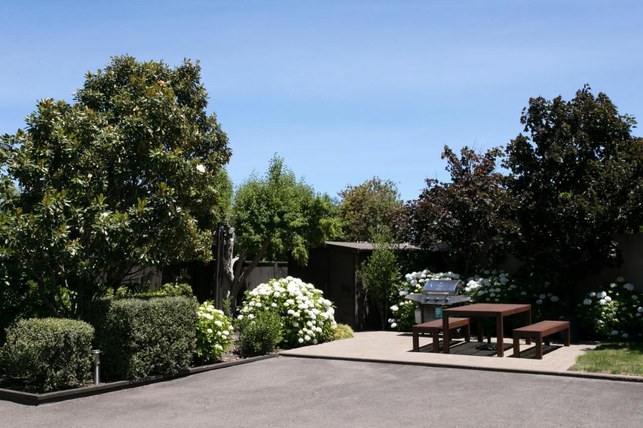Alpine Lake Motel Taupo Exterior photo